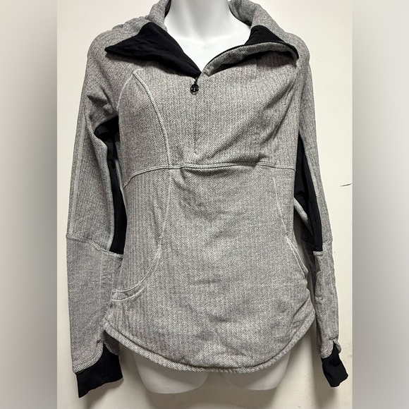 Lululemon base runner 1/2 off-center zip pockets black grey pattern - Picture 1 of 11